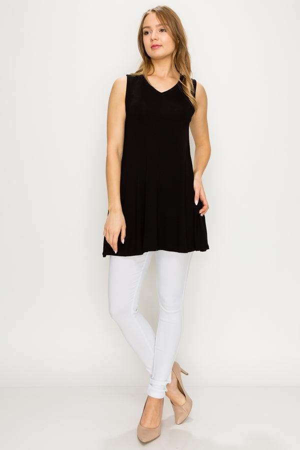 Women's Sleeveless Long Tunic with Side Pockets