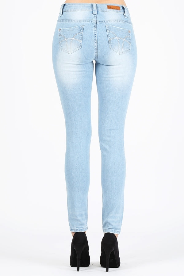 American Blue -  Women fashion denim jeans stretch - Shop Cancelled Goods